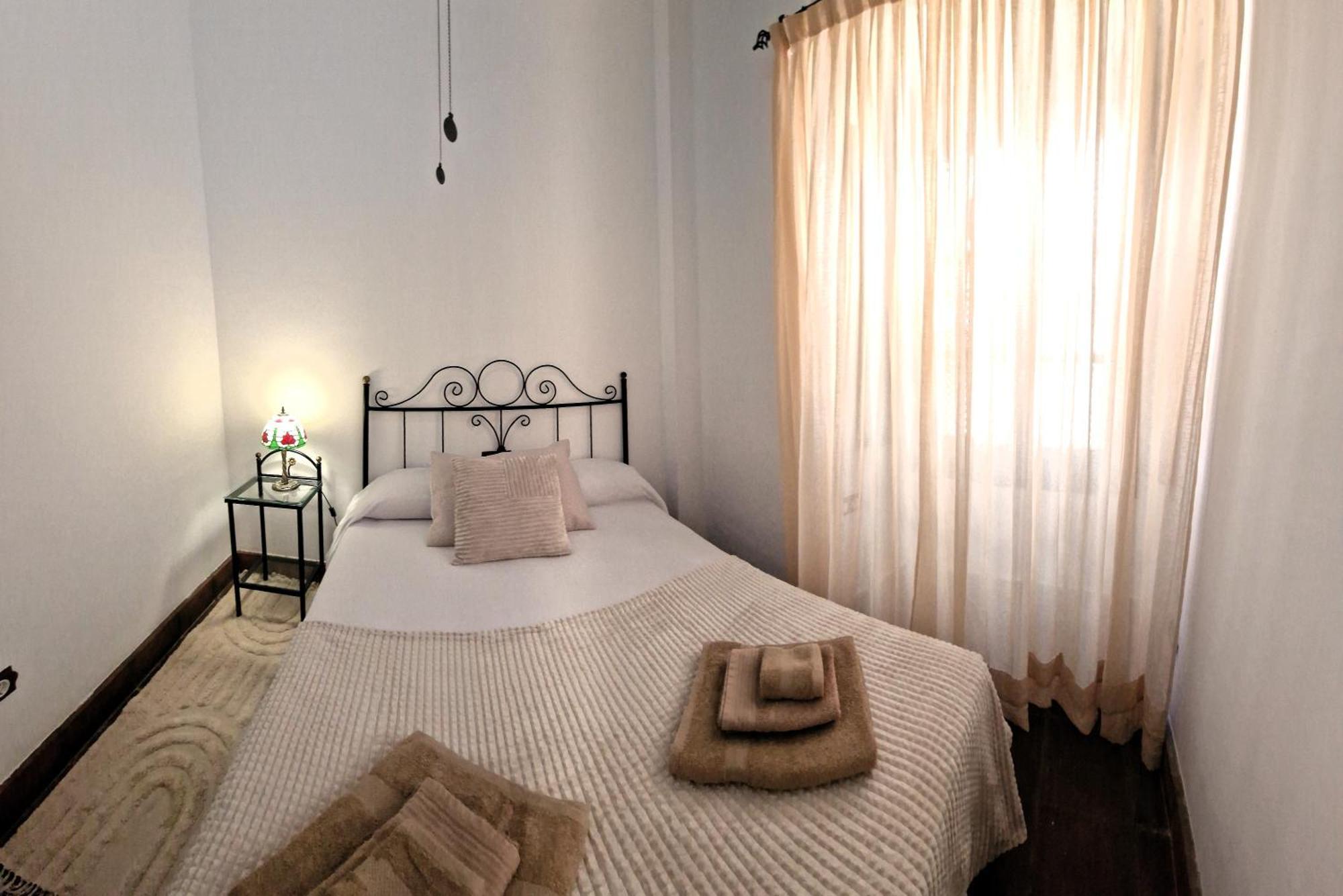 Ds Realejo-casco Historico Con Aparcamiento * Cordoba